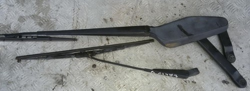 Nissan almera tino 2000 wiper - 2000,