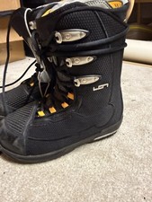 burton Ion snowboard boots 7.5
