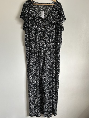 Bnwt black floral - bnwt, short