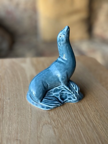 Poole pottery blue - poole,