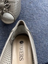 Pavers Ladies Shoes Size 6
