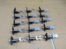 15  X Fastensol Universal