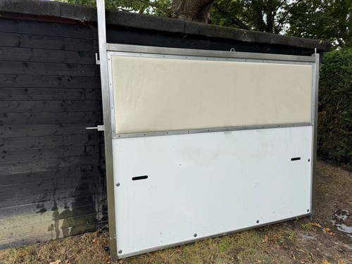 Ton horsebox lorry - 3.5,