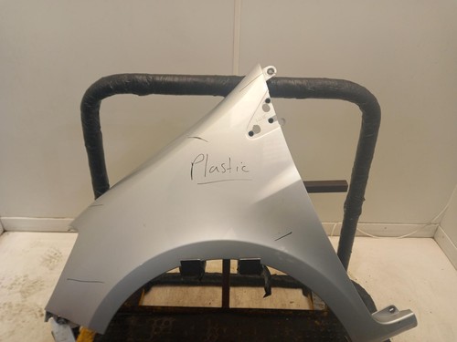 Renault clio left front - renault,