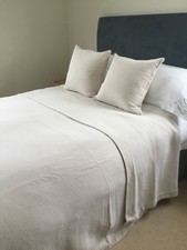 The White Company Florian Double Bedspread, colour Natural