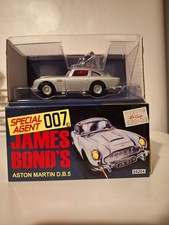 Corgi James Bond 007 Aston