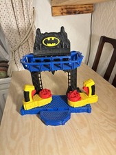 Fisher-Price Imaginext DC Super Friends Battle Bat Cave Toy - FKW12