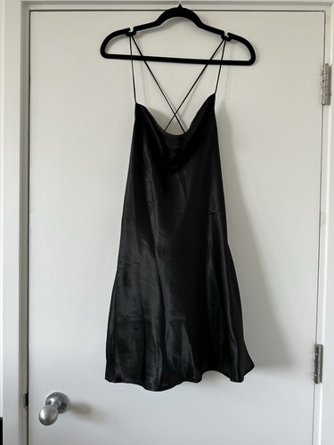 Forever unique black satin - unique,