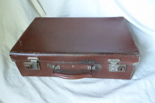 Vintage 1940 small ww2 - 1940's,
