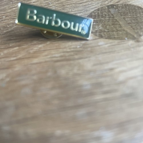 Barbour green enamel pin - 🌟barbour,