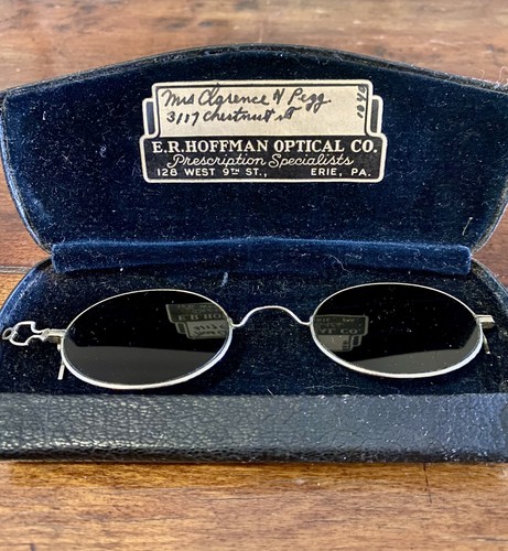 Vtg oval eyeglasses - 30’s,