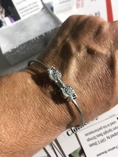 The Twin Snails Basslet