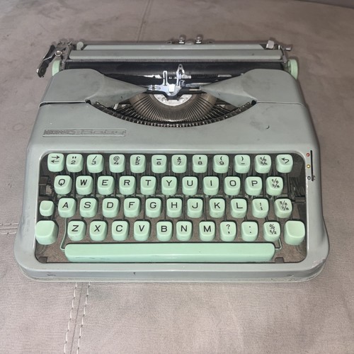 Hermes baby typewriter - baby, vintage