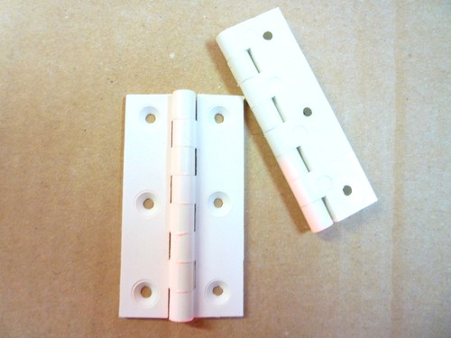 Pair caravan motorhome - caravan, white