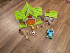 ELC Happyland Goosefeathers Farm with Sounds & Stables 
