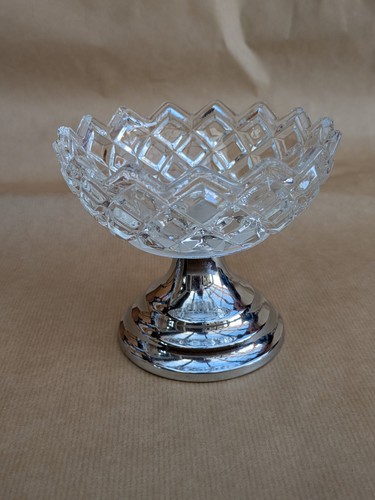 Small vintage pressed glass - pressed,