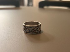 Serge DeNimes sterling sliver ring band with intricate flower pattern