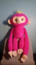 Fingerlings Hugs Bella 18inch