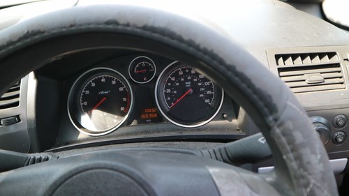 Vauxhall zafira petrol manual - zafira,