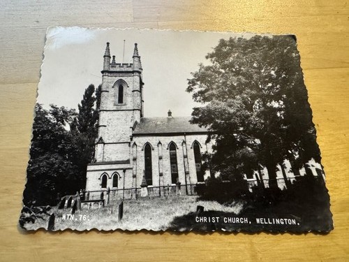 Postcard christ church - -,