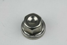 1 Silver Locking wheel nut cover cap for Discovery 2 Td5 V8