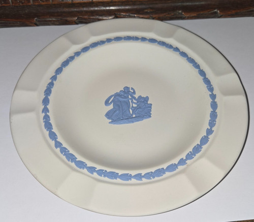 Wedgwood white jasperware - white.,