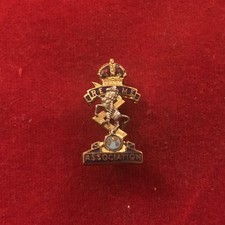(REME) Association gold gilt
