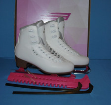 Superb & Boxed - Graf Bolero