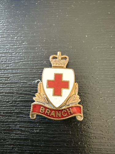 Red cross enamel pin badge - red,