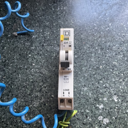 Square qoe132b03 qoe rcbo - square,
