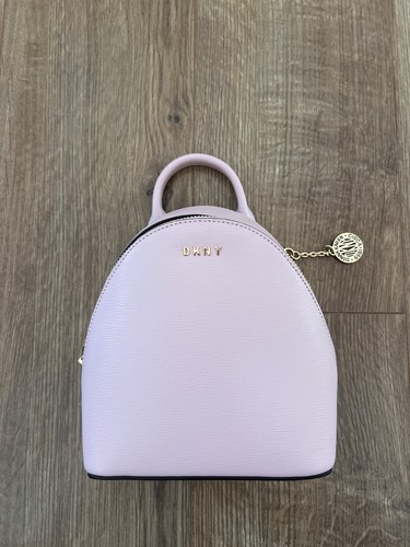 Dkny bryant park - ,