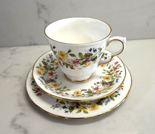 COLCLOUGH HEDGEROW BONE CHINA