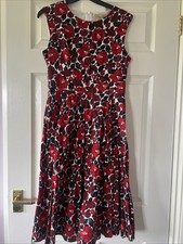 Stunning Vintage Style. Lindy
