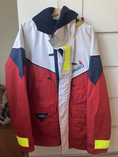 Musto sailing jacket large - musto,