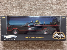 Batmobile Hot Wheels 1/18 , In