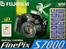 Fuji FinePix S7000 Digital