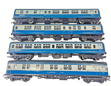 Rake of 4 Hornby OO InterCity