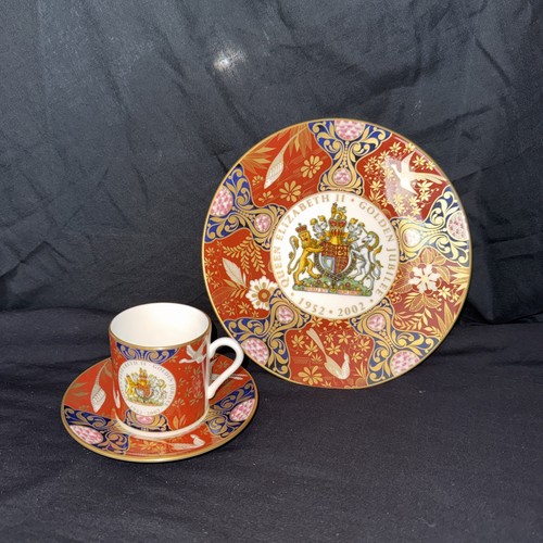 Royal worcester queen - royal,