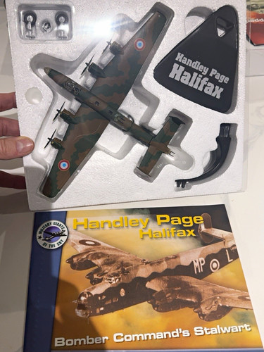 Atlas editions handley page - atlas,