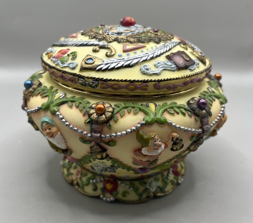 Disney snow white porcelain - disney,