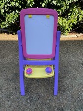 Children’s Easel With Blackboard And Whiteboard