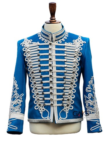 Sky blue napoleonic hussar - sky,