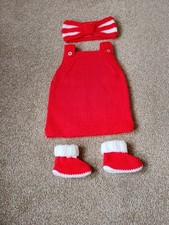 Hand Knitted Newborn Pinafore