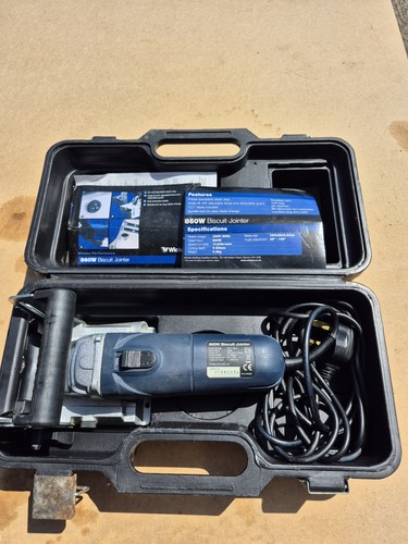Wickes 860w biscuit - wickes,