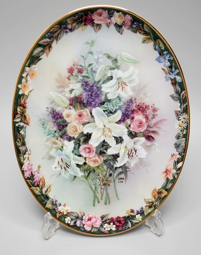 Lena liu floral cameo - ,