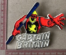 VTg Og CAPTAIN BRITAIN Rare Marvel Comics 70’s Plastic Pin Badge Stan Lee