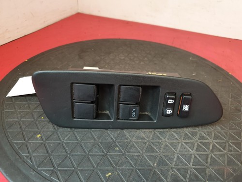 2008 toyota auris - toyota, door