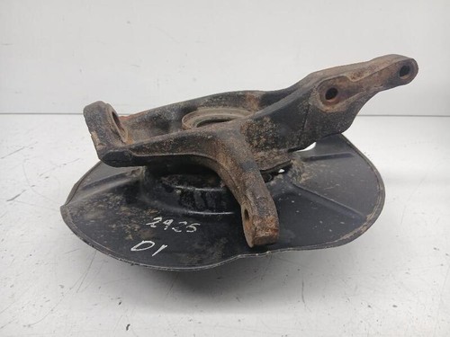 Front left wheel hub - front,