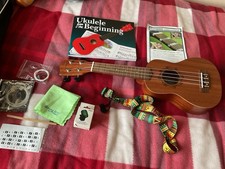 Ukelele Strong Wind D21-10 with Tuner New Strings Plectrum and Book Too #2