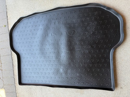Genuine lexus 300h - genuine,